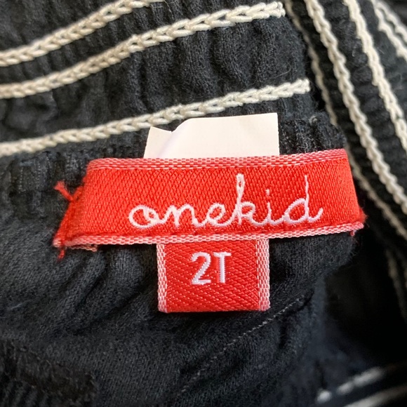 One Kid Smocked Corduroy Skirt Toddler size 2T - Picture 7 of 8